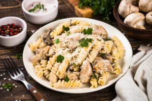 creamy garlic parmesan chicken pasta